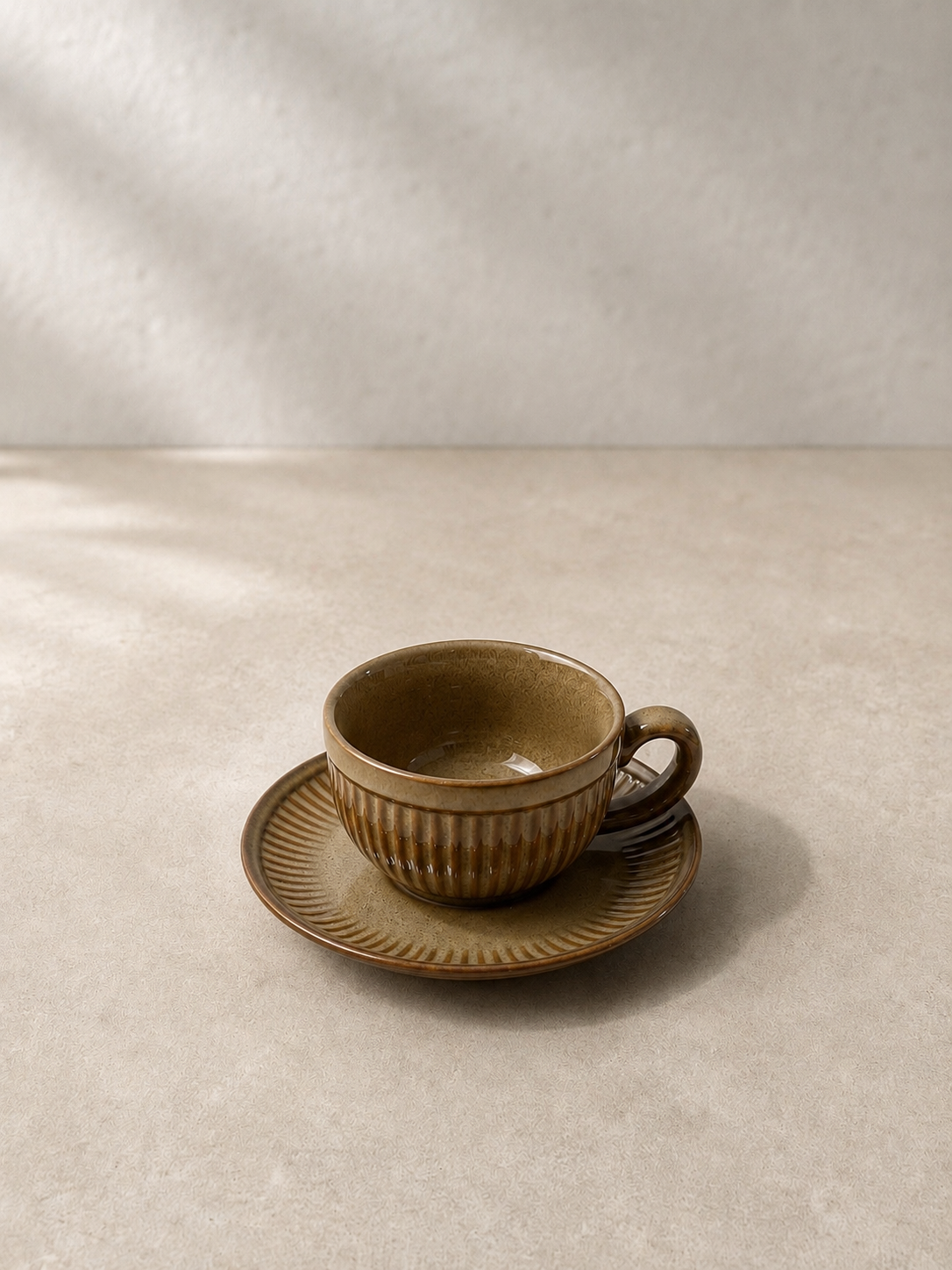 Elegant Ceramic Coffee Cup & Saucer Set – 6 Pieces
