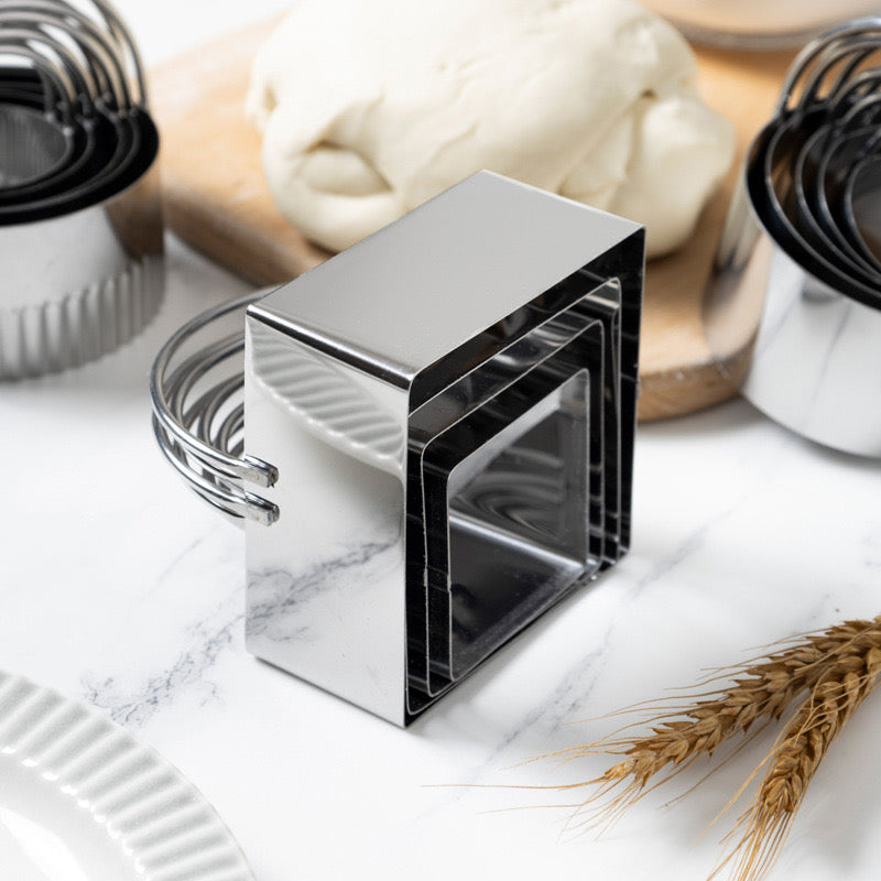 5-Piece Metal Pastry Cutter Set – Round or Square
