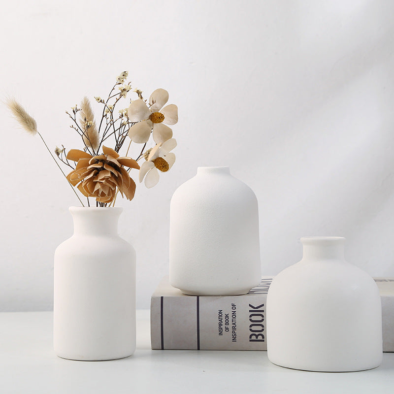 Nordic White Vases Set