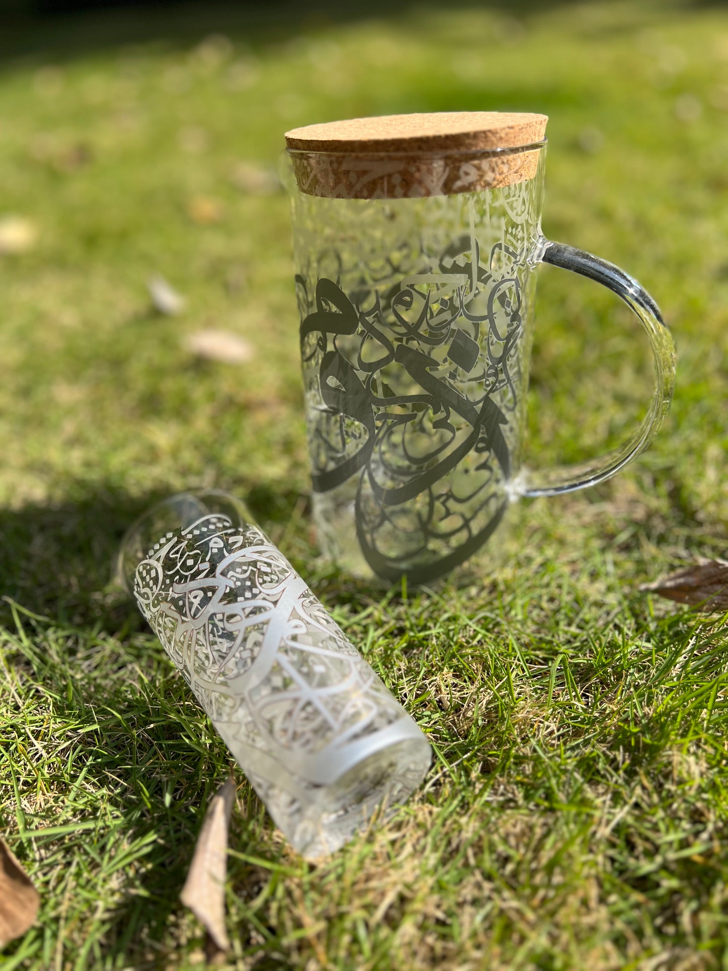 Clear Arabic Calligraphy Jar With Cups