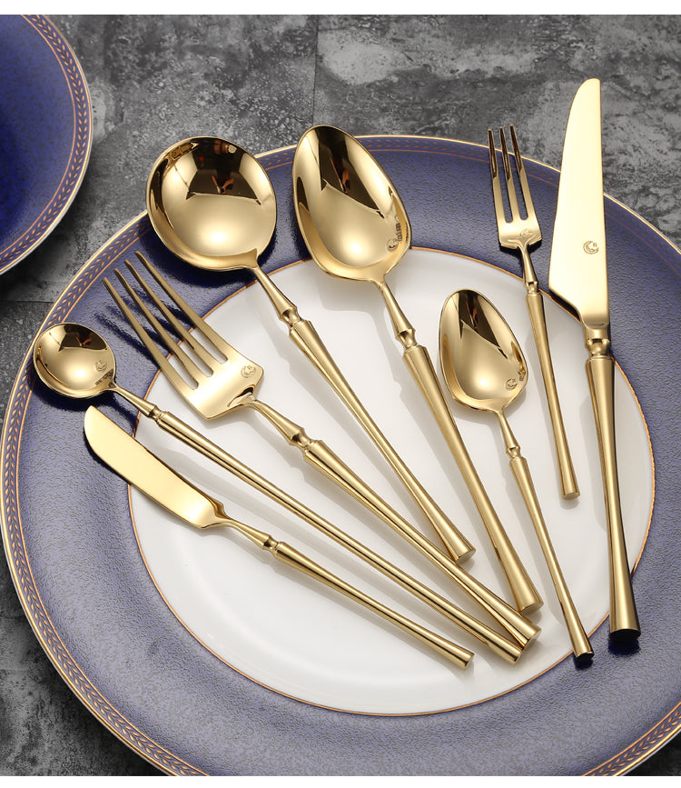 Sculpted Cutlery Set in Gold