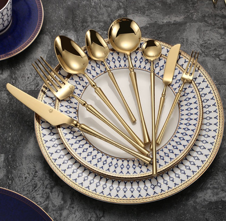 Sculpted Cutlery Set in Gold