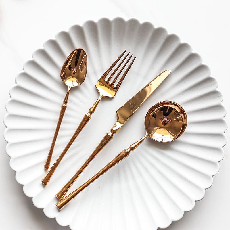 Sculpted Cutlery Set in Rose Gold