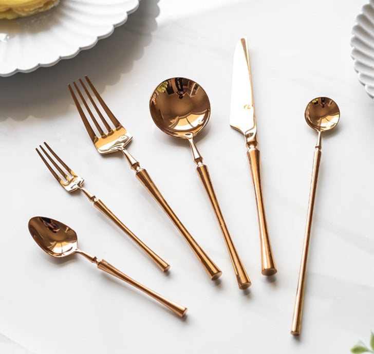 Sculpted Cutlery Set in Rose Gold