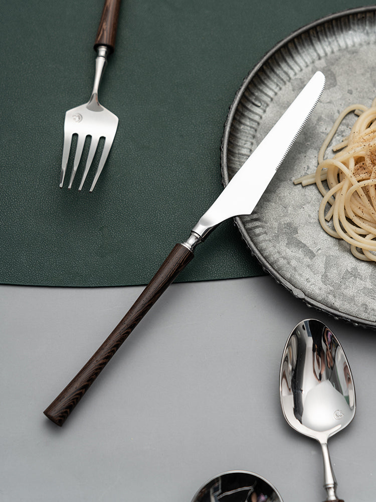 Sculpted Cutlery Set with Wooden Handle