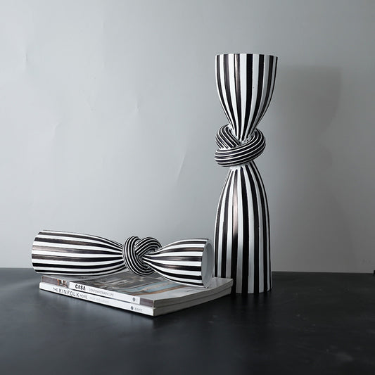 B&W Vases